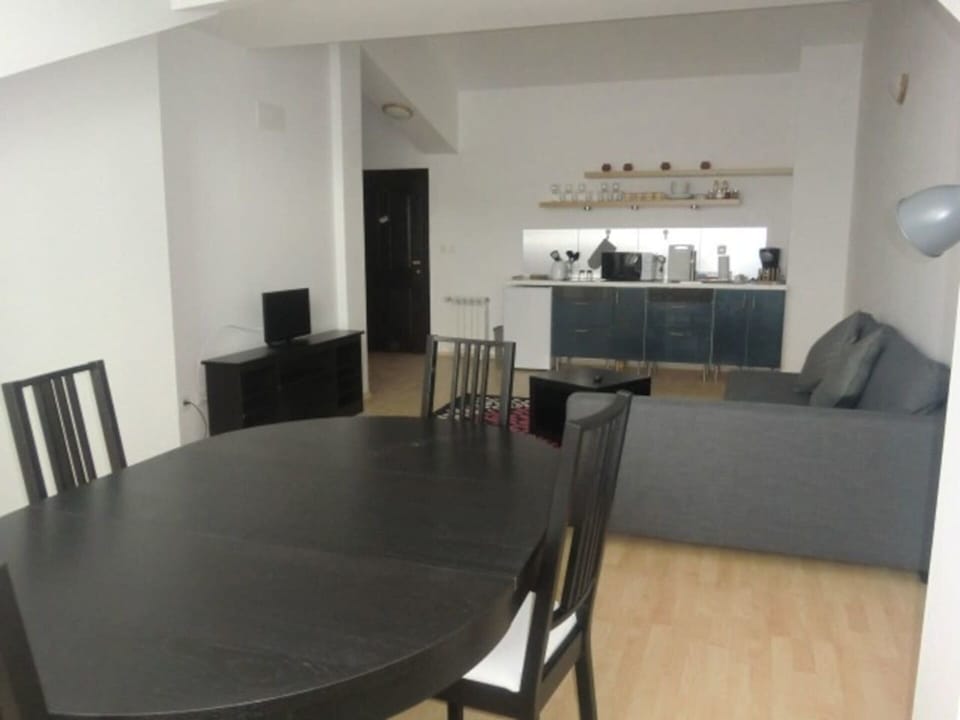 Apartment | Private kitchen | Fridge, microwave, oven, stovetop