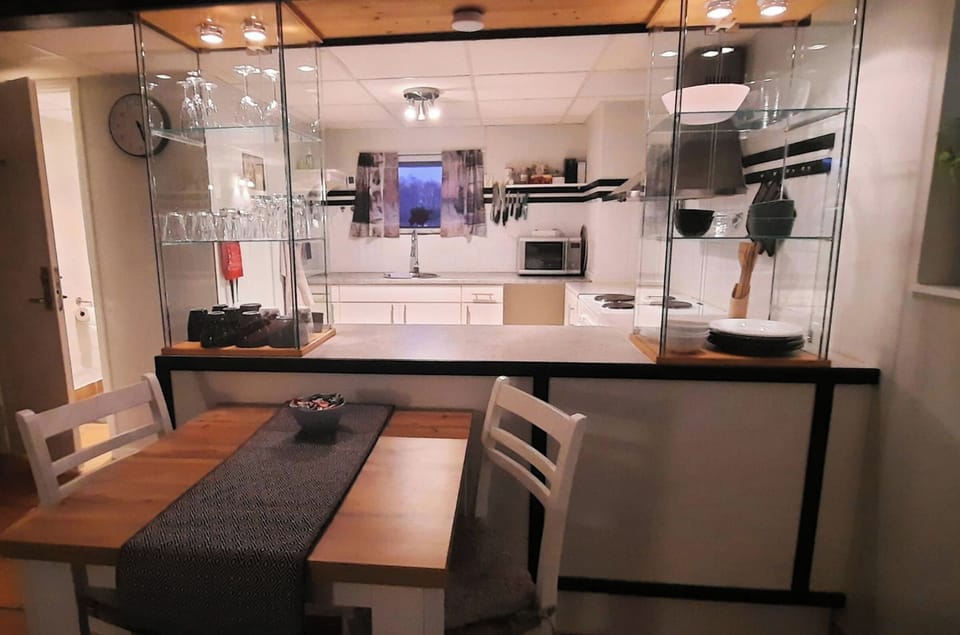 House | Private kitchen | Fridge, microwave, oven, stovetop