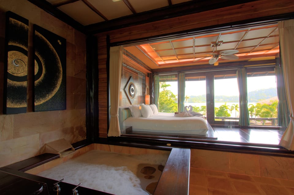 Suite | In-room safe, blackout drapes, rollaway beds, free WiFi