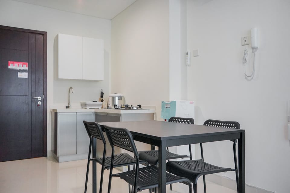 Apartment, Non Smoking, Kitchenette | In-room dining