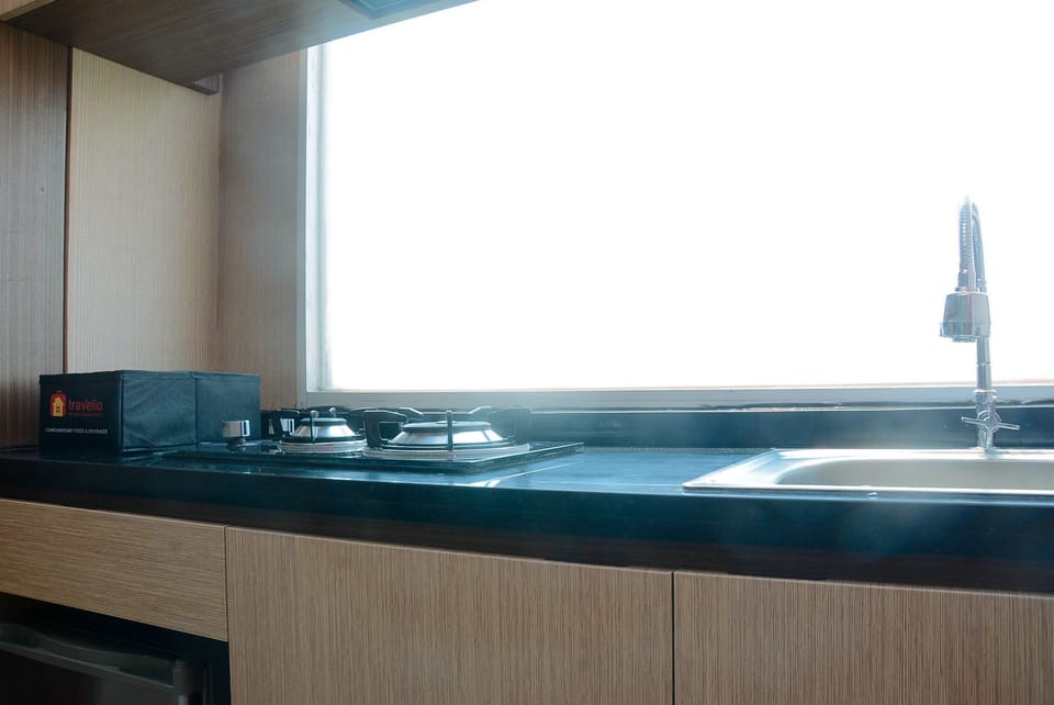 Apartment, Non Smoking, Kitchenette | Private kitchenette | Fridge, stovetop, dishwasher, cookware/dishes/utensils