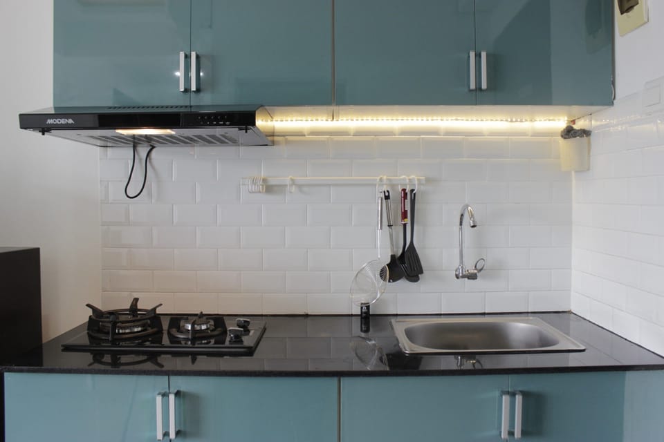 Apartment, Non Smoking, Kitchenette | Private kitchen | Fridge, stovetop, dishwasher, cookware/dishes/utensils