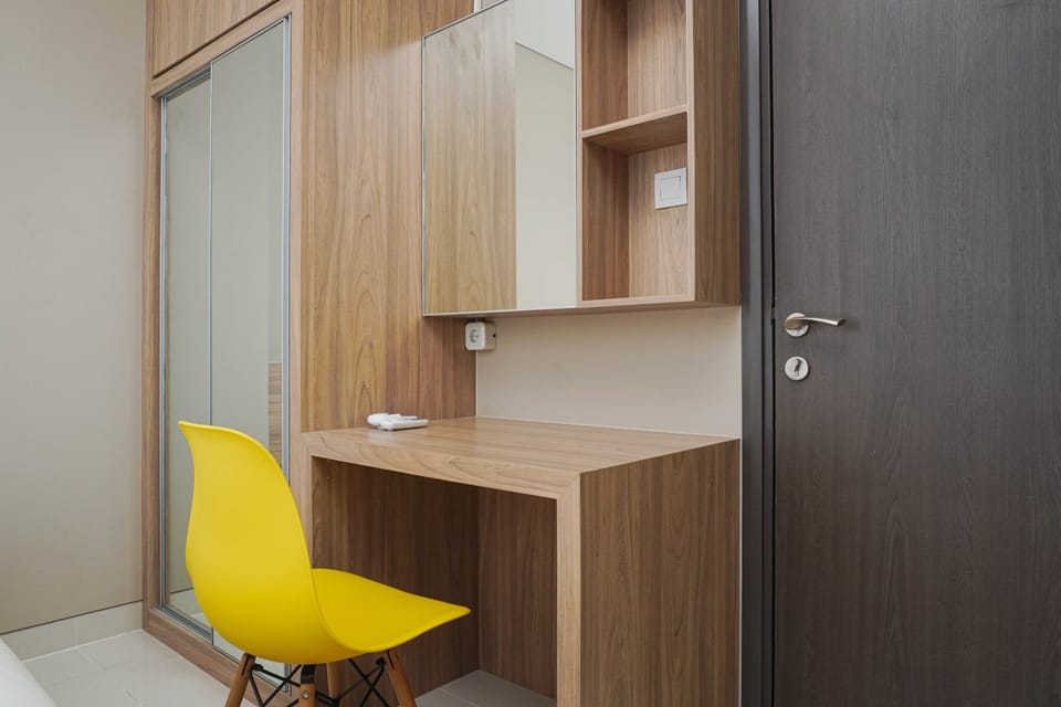 Apartment, Non Smoking, Kitchenette | 1 bedroom, desk, iron/ironing board, free WiFi