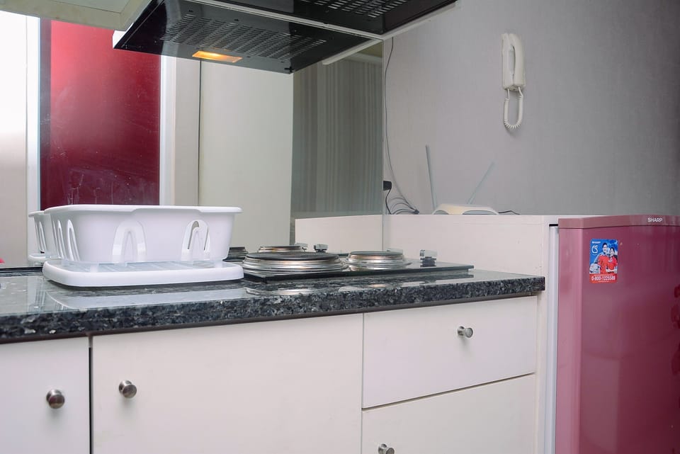 Apartment, Non Smoking, Kitchenette | Private kitchen | Fridge, cookware/dishes/utensils