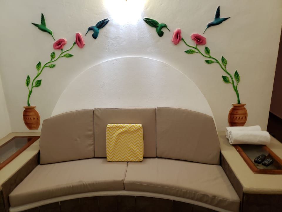 Villa | Living room | Flat-screen TV