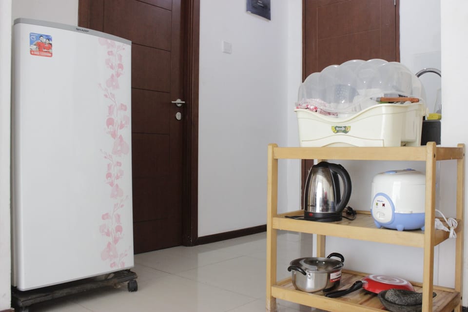 Apartment, Non Smoking, Kitchenette | Private kitchen | Fridge, stovetop, dishwasher, cookware/dishes/utensils