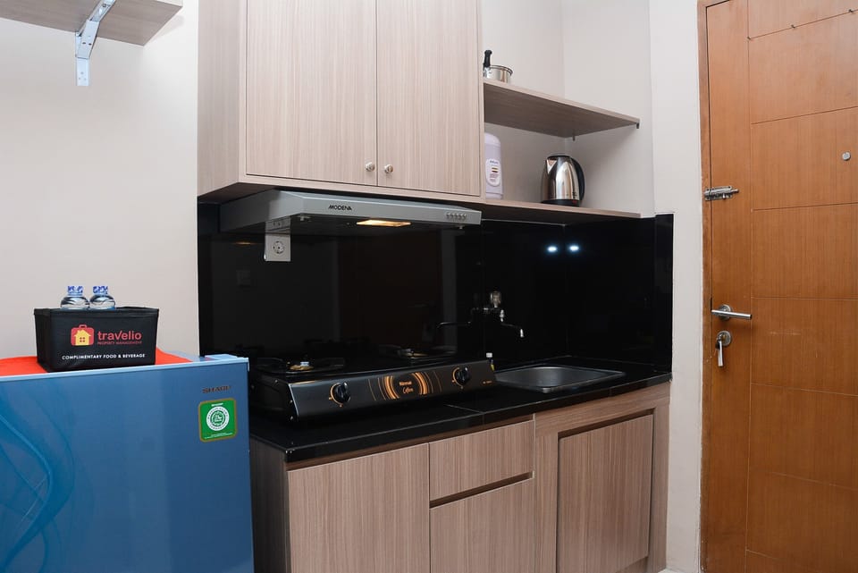 Apartment, Non Smoking, Kitchenette | 1 bedroom, desk, iron/ironing board, free WiFi