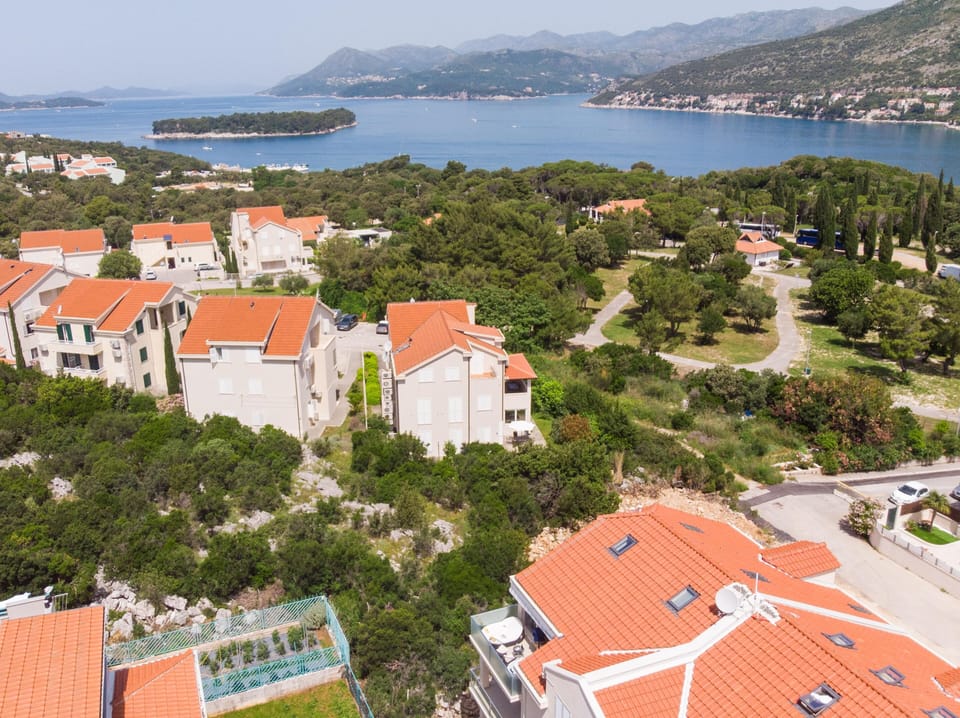 Studio (Studio Apartment with Hot Tub) | Aerial view