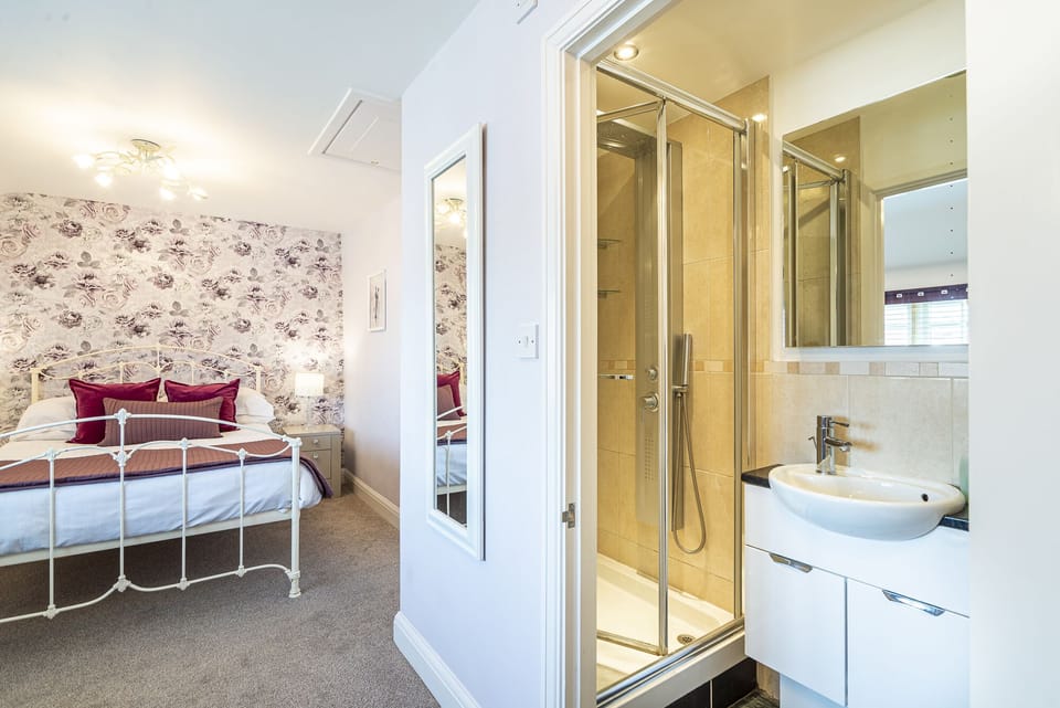 Hamiltons Boutique Hotel Bed and Breakfast in Southend-on-Sea