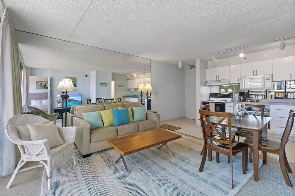 Condo, 1 Bedroom | Living area | Smart TV