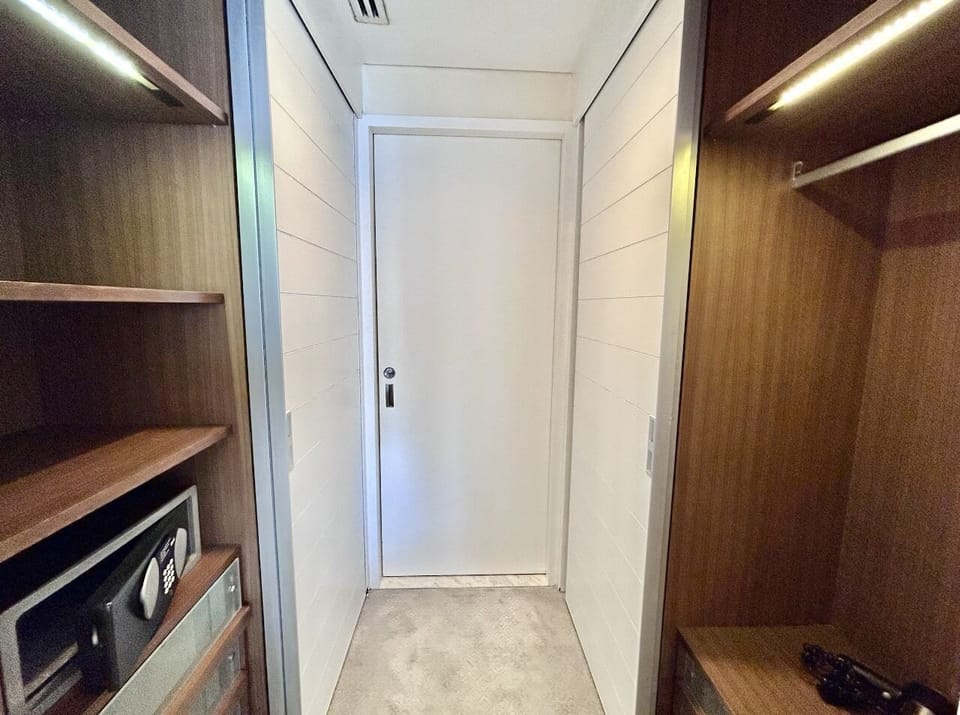 Apartment (0 Bedroom) | Interior