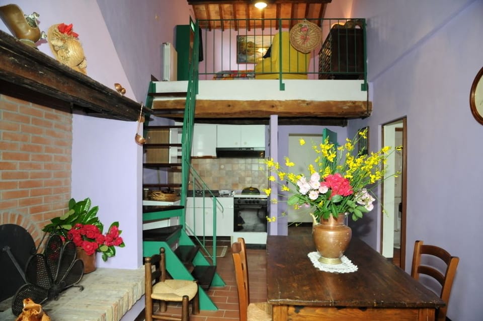 Villa, 5 Bedrooms | Living area | TV