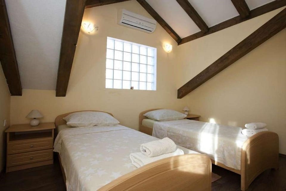Apartment (One Bedroom Apartment with Sea View) | 1 bedroom, cribs (surcharge)
