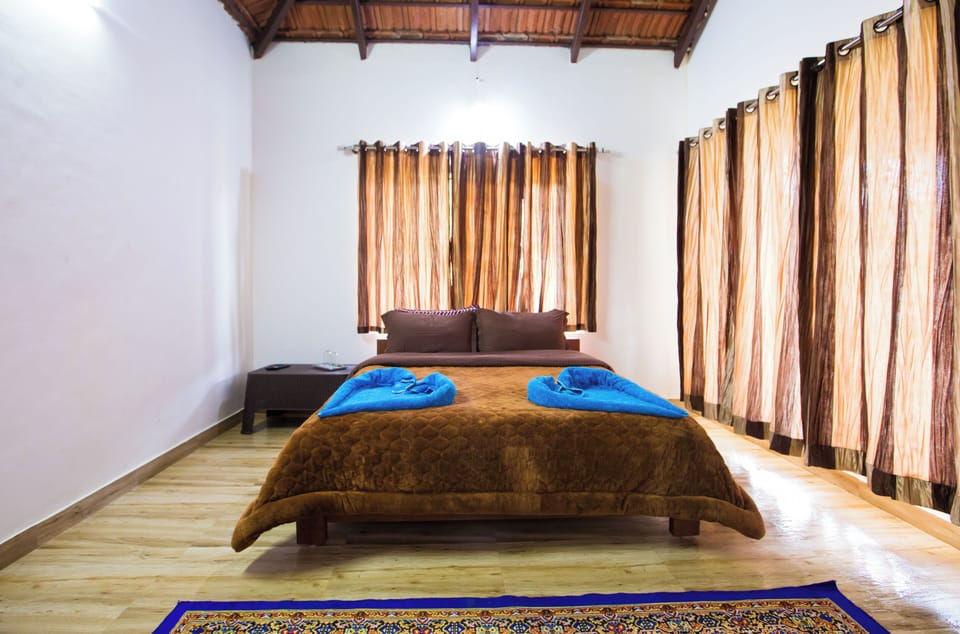 Room, 1 Bedroom, Smoking, Balcony | 1 bedroom