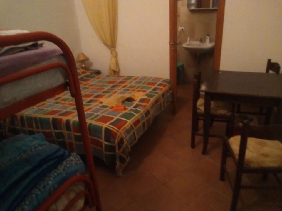 Room, 1 Bedroom, Smoking | 1 bedroom