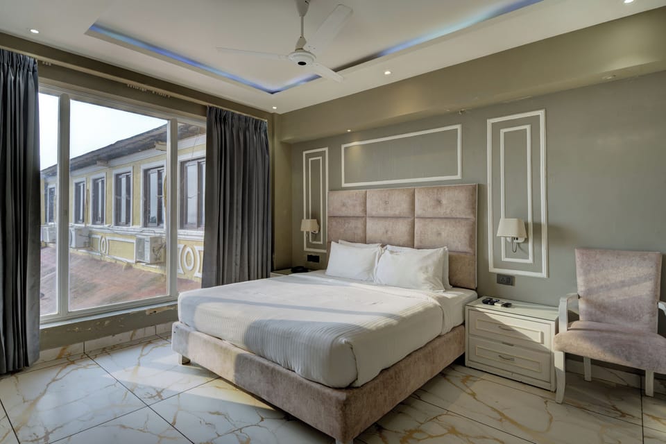 Duplex Room | Premium bedding, minibar, in-room safe, desk