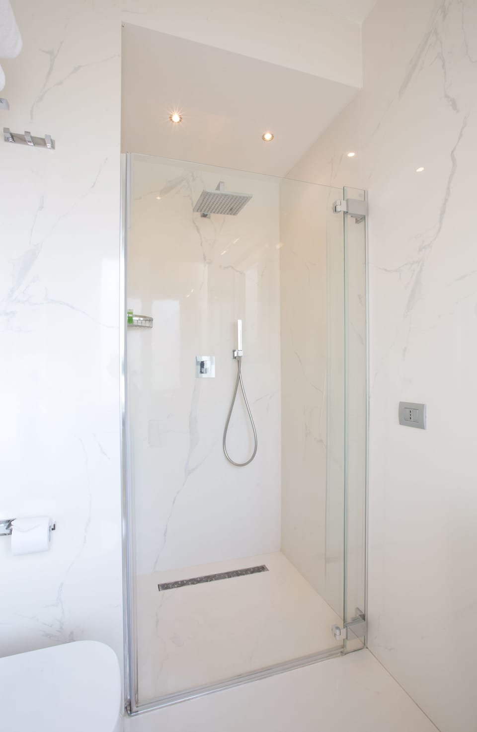 Standard Double Room, Balcony, City View | Bathroom | Shower, rainfall showerhead, designer toiletries, hair dryer