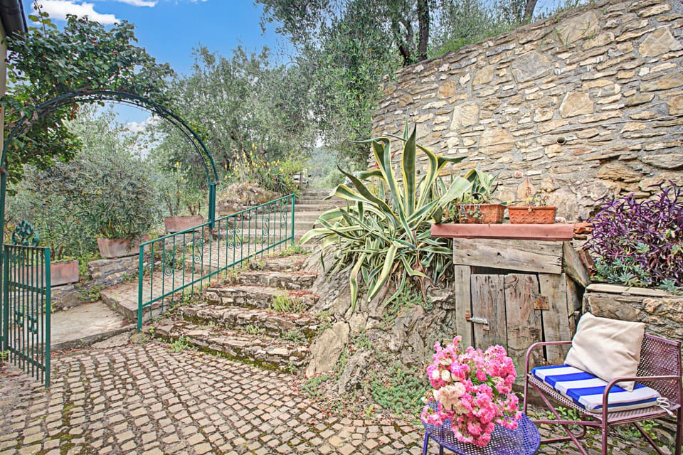 Family House, 2 Bedrooms, Microwave, Mountainside (Ca D'artista For Nature Lovers with) | Terrace/patio