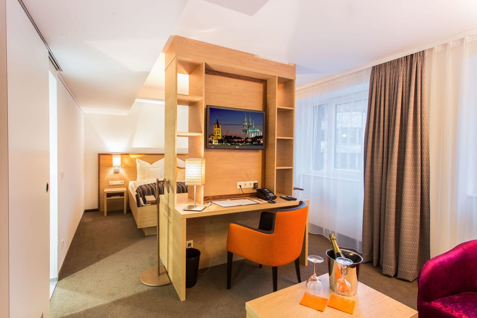 Premium Double Room | Living area | LED TV