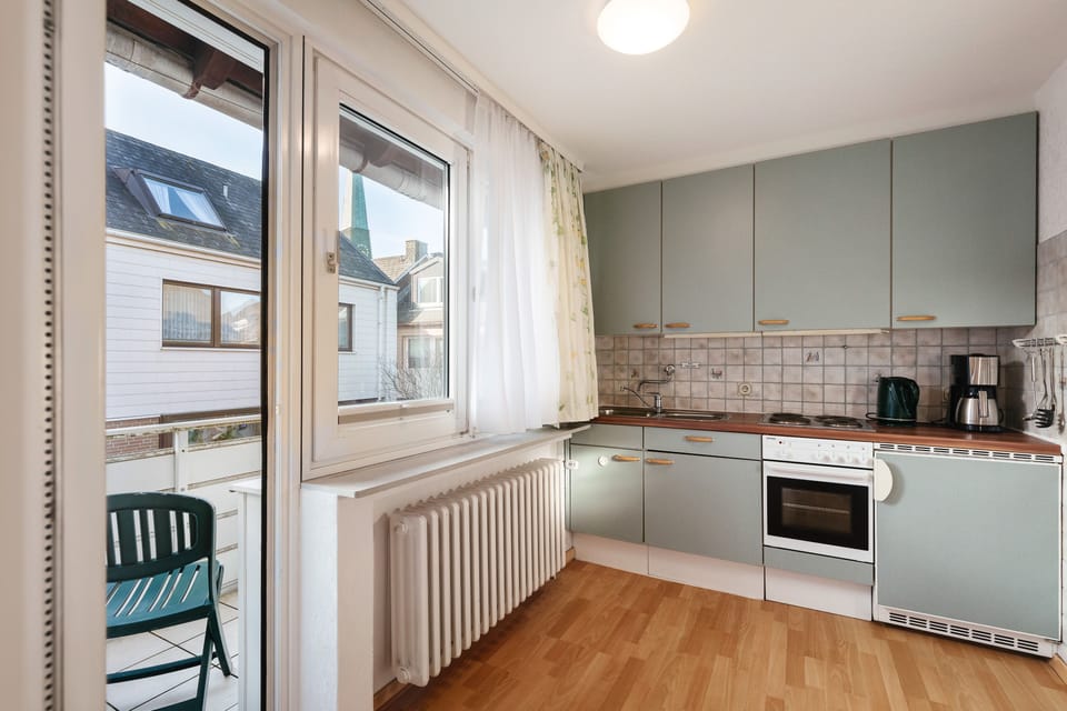 Comfort Apartment | Private kitchen | Fridge, espresso maker, coffee/tea maker