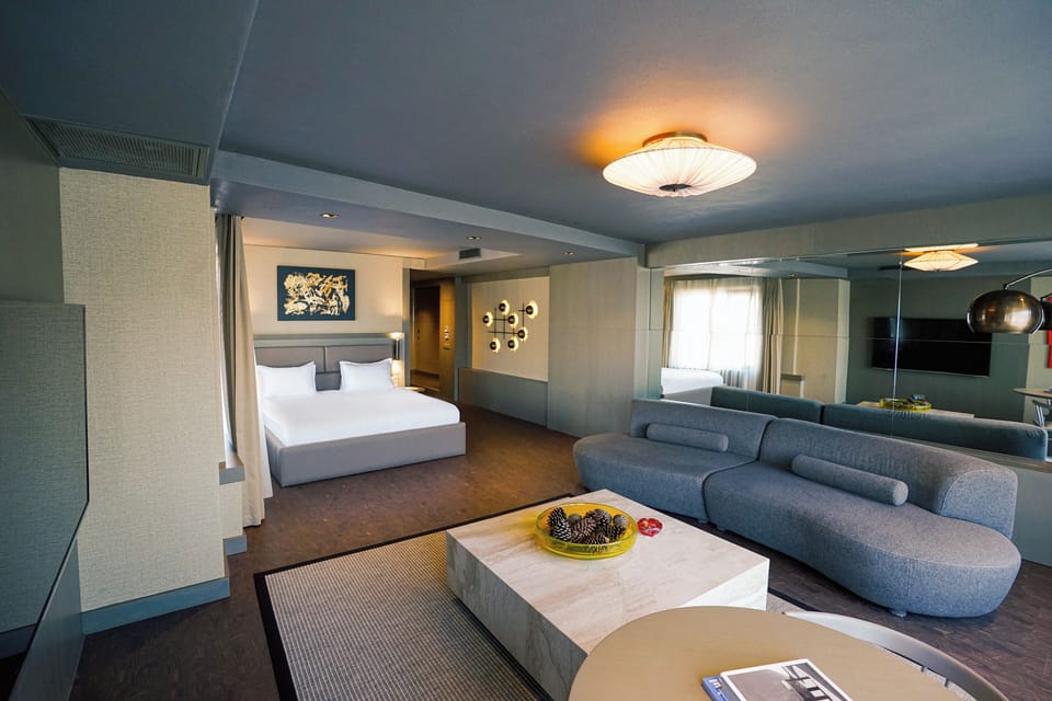 Presidential Double Room | Egyptian cotton sheets, premium bedding, memory foam beds, minibar
