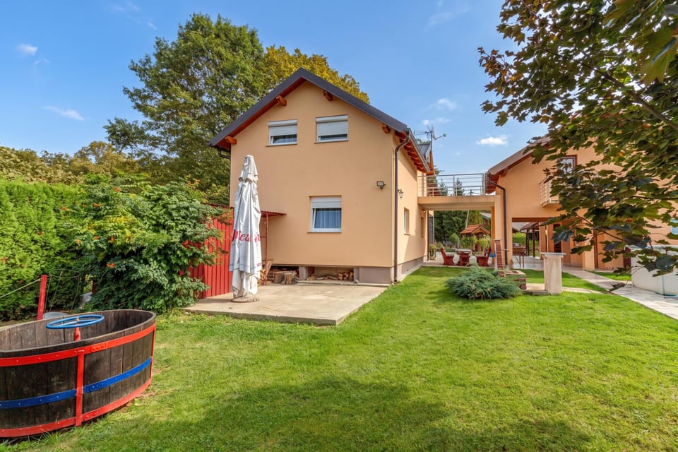 Family House, 5 Bedrooms, Balcony (Pool & Sauna Countryside Retreat) | Property grounds