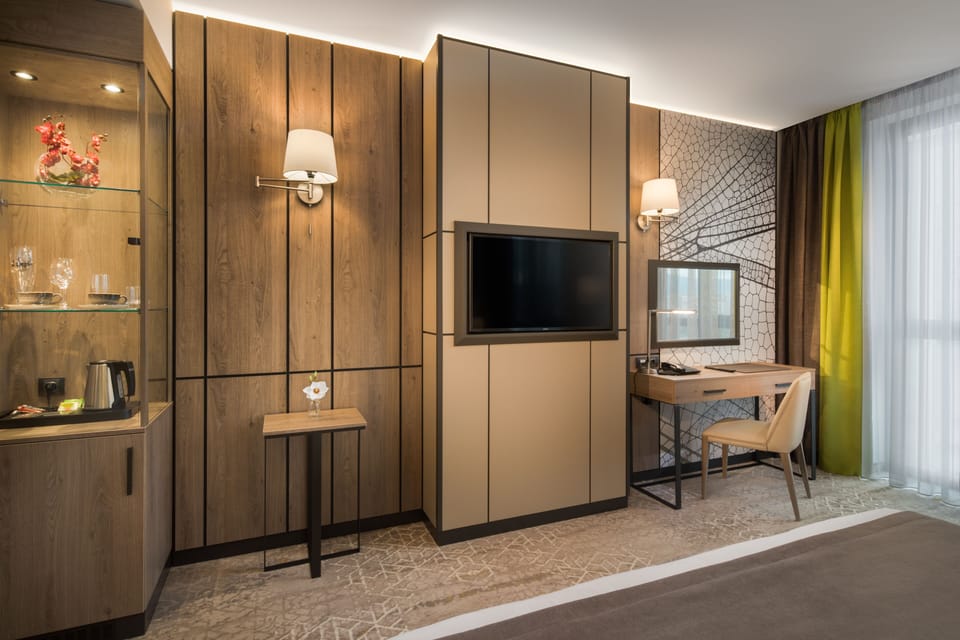 Memory foam beds, minibar, in-room safe, blackout drapes