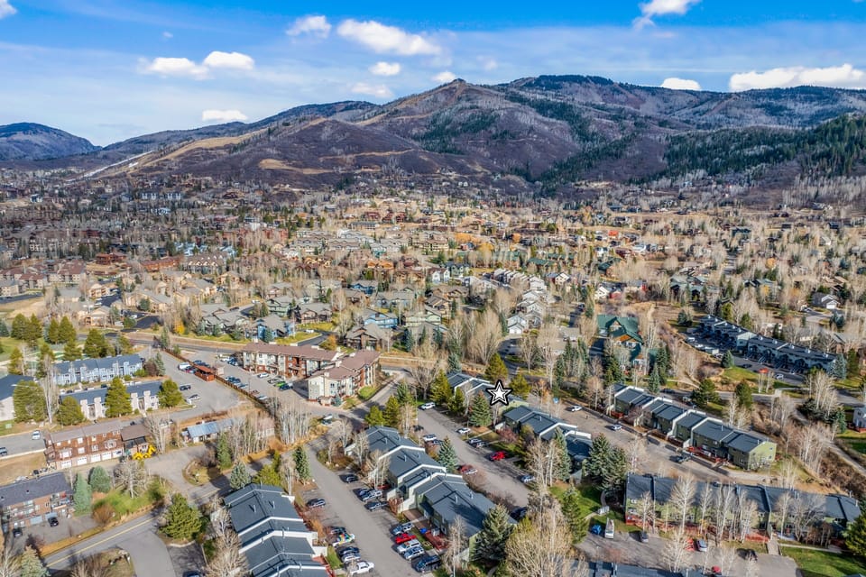 Condo, 2 Bedrooms | Aerial view