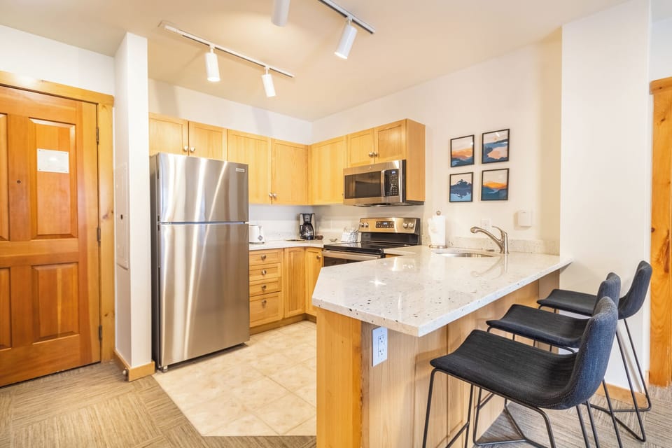 Condo (2 Bedrooms) | Property amenity