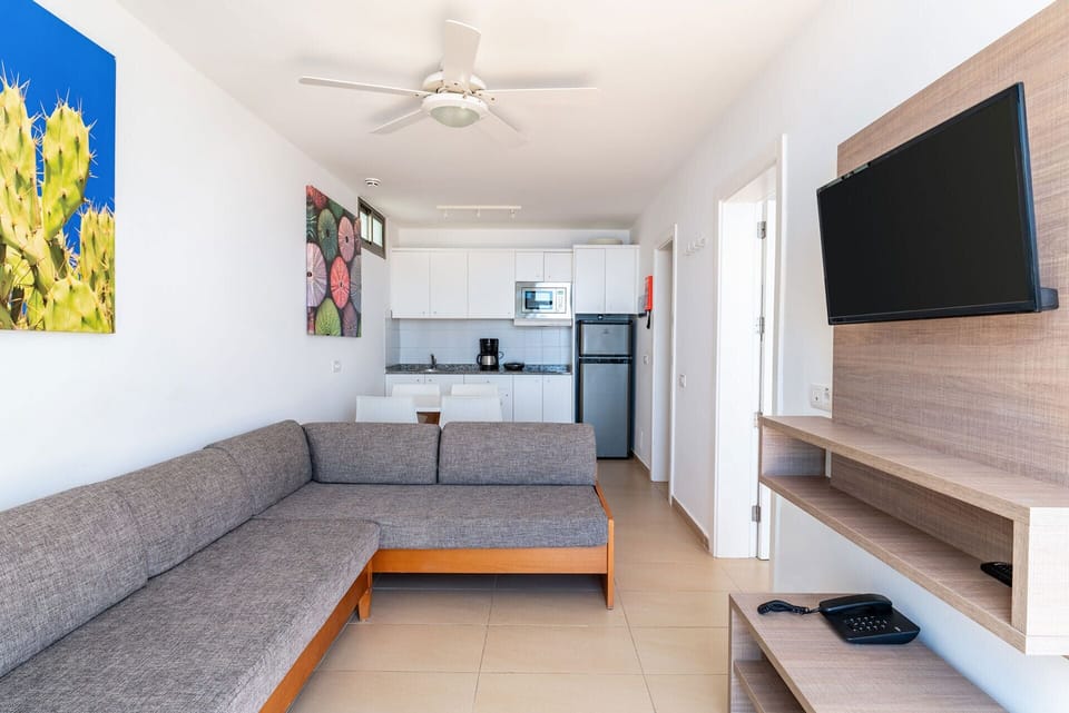1 bedroom, in-room safe, WiFi (free), bed sheets