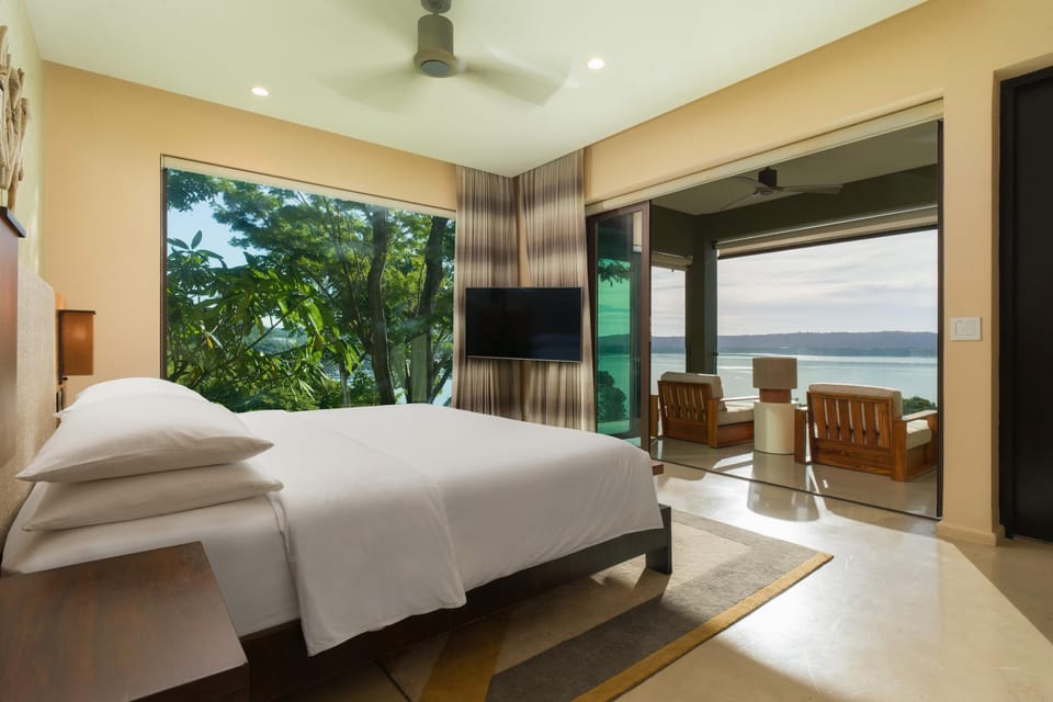 Premium bedding, free minibar items, in-room safe