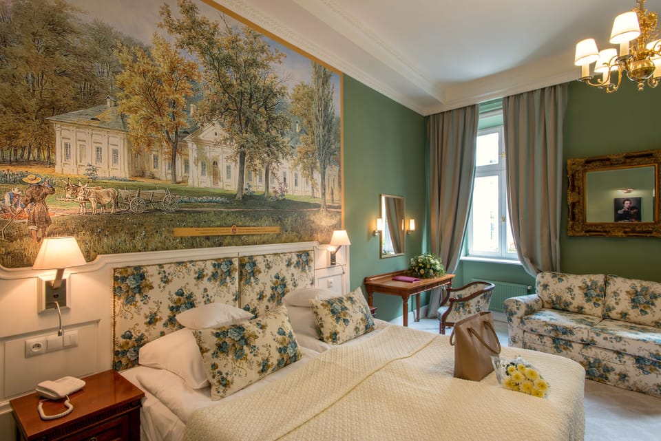 Superior Double Room | Hypo-allergenic bedding, minibar, in-room safe, individually decorated