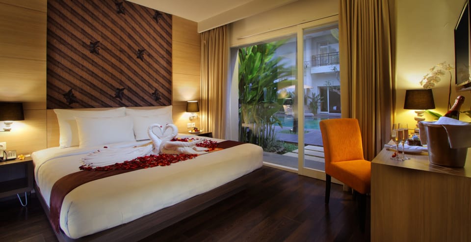 Deluxe Pool Terrace | View from room
