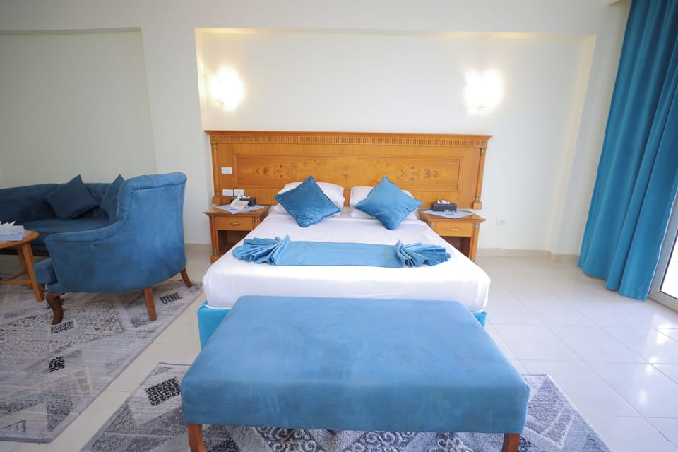 Minibar, in-room safe, blackout drapes, free rollaway beds
