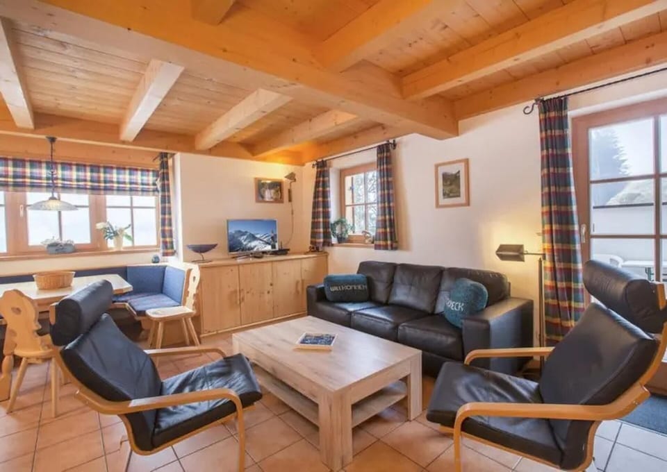 House | Living room | TV