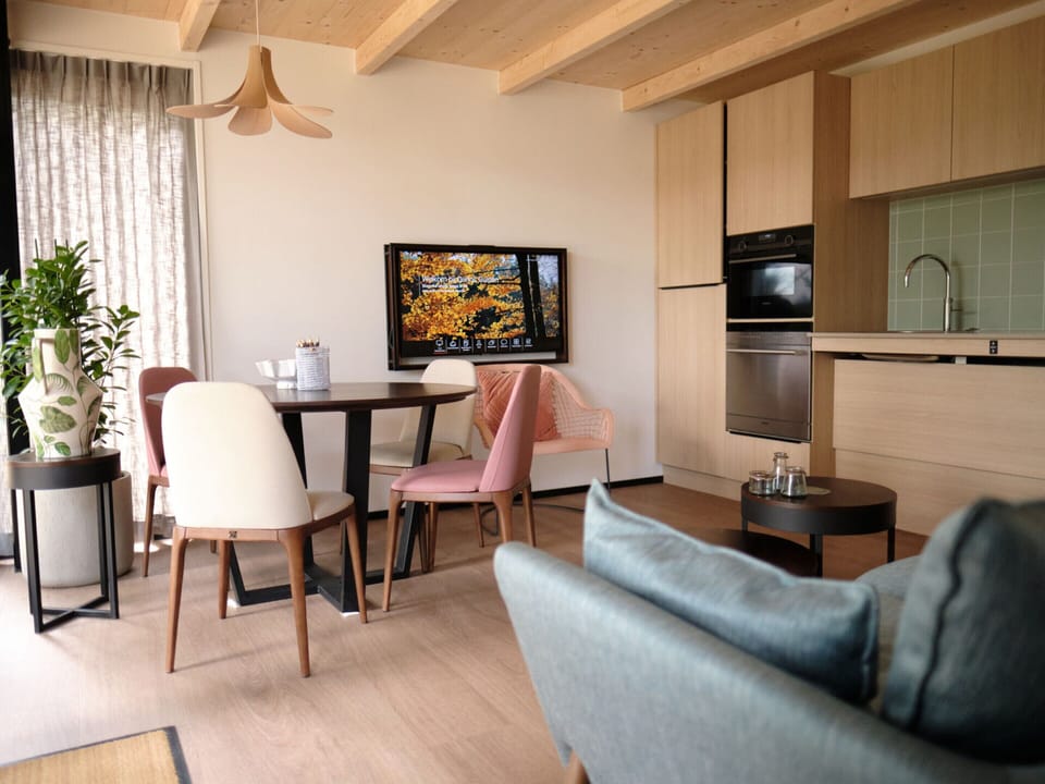 House | Dining