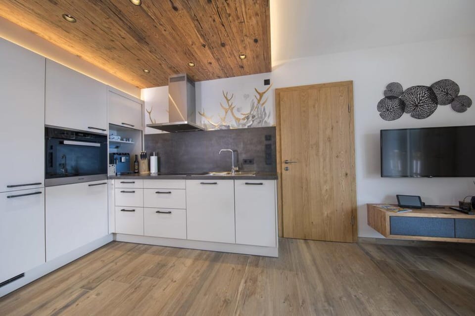 Chalet | Private kitchen | Electric kettle
