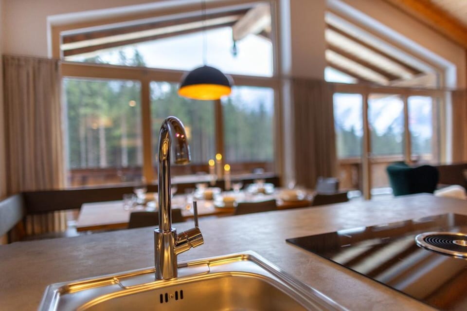 Chalet | Dining