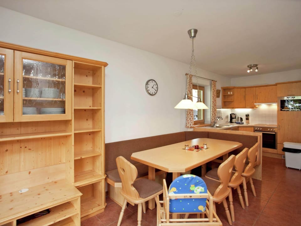 House | Dining