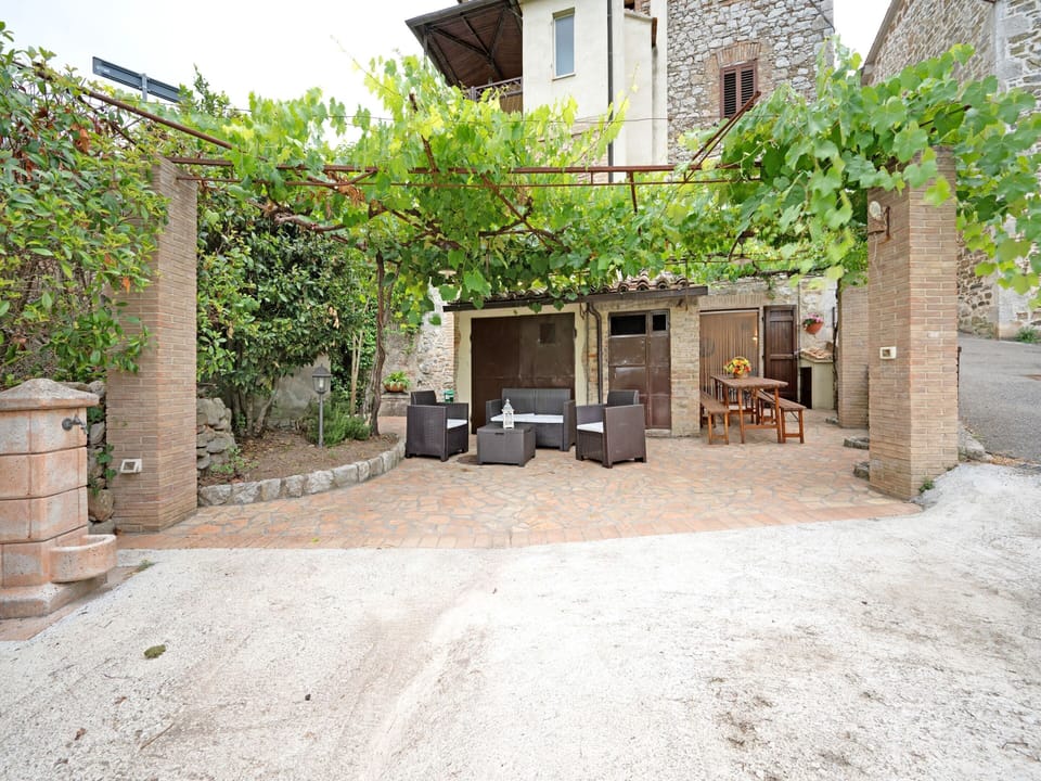 House | Balcony
