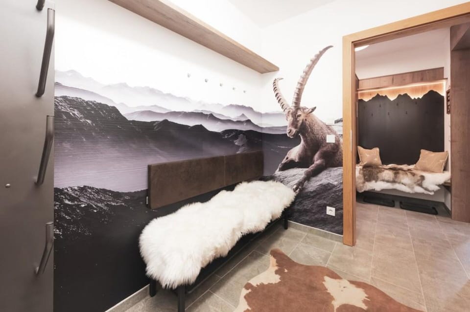 Chalet | Interior