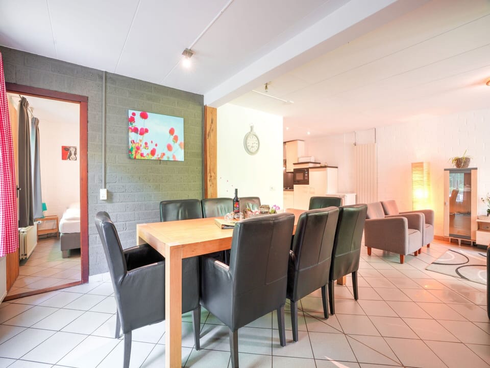 House | Dining
