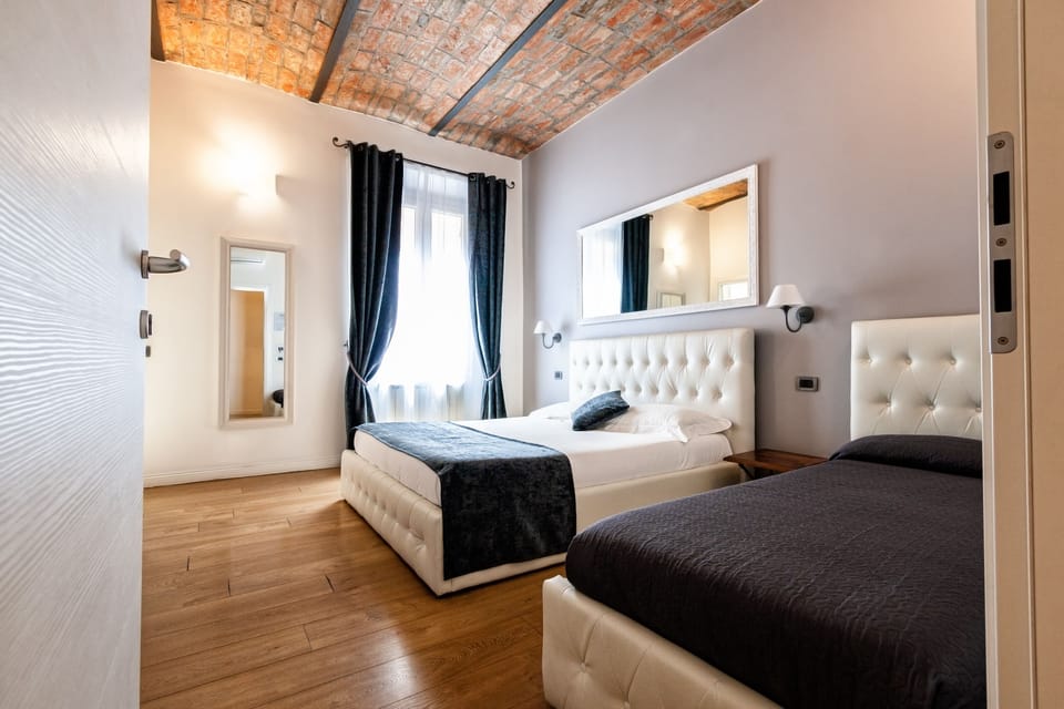 Comfort Triple Room, Ensuite | 1 bedroom, minibar, rollaway beds, free WiFi