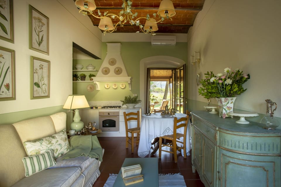 Comfort Apartment, 2 Bedrooms | Living area | Flat-screen TV