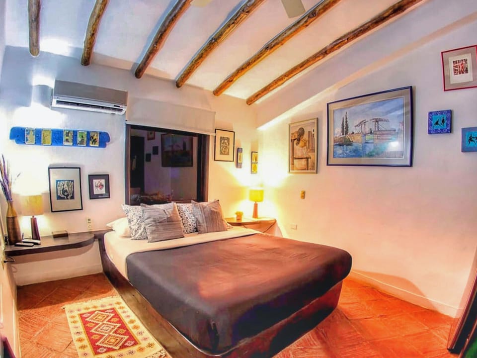 Classic Room, Garden View | In-room safe, free WiFi