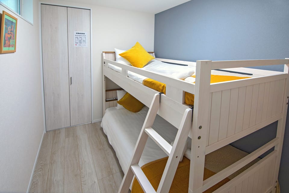 Private Vacation Home, Non smoking | 3 bedrooms, desk, laptop workspace, blackout drapes