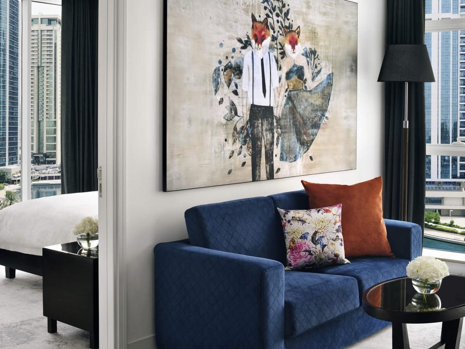 Premium Suite, 1 King Bed (Free Beach Access) | Egyptian cotton sheets, premium bedding, down comforters, minibar