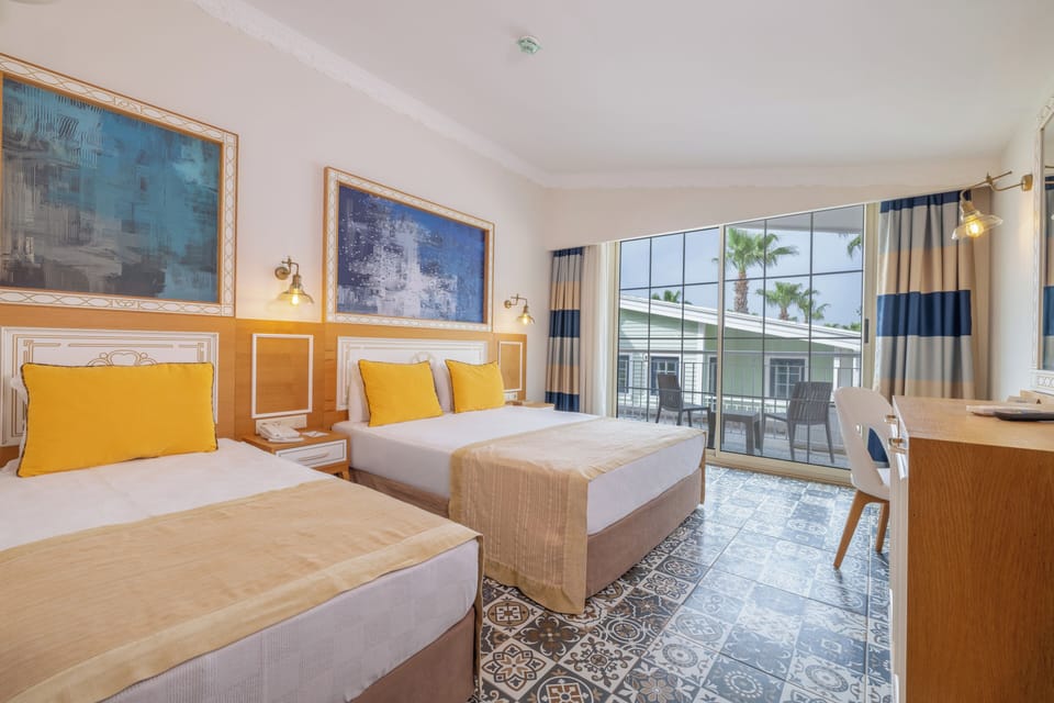 Standard Room | Premium bedding, free minibar, desk, free cribs/infant beds