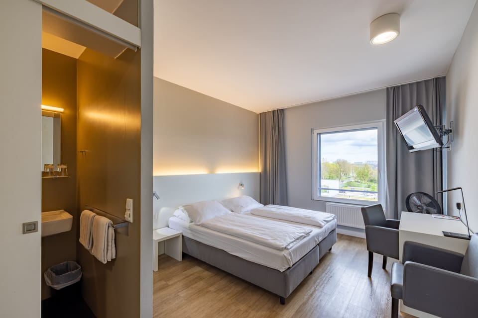Double Room | Premium bedding, pillowtop beds, desk, blackout drapes