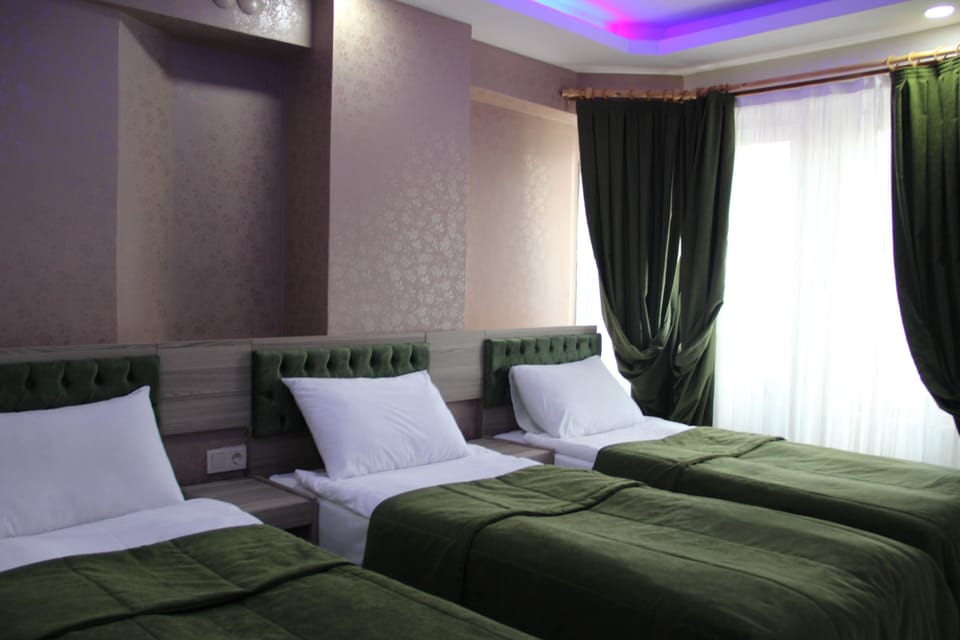 Standard Triple Room, 3 Twin Beds | In-room safe, desk, soundproofing, free WiFi